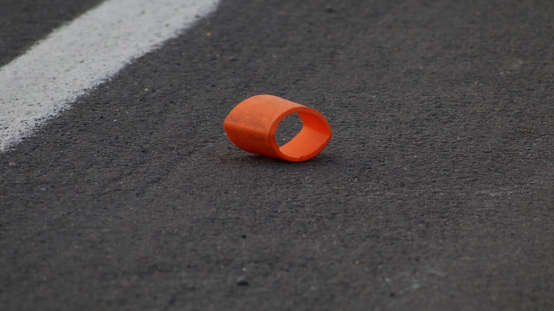 3D Printed Len Hood In Busy Road
